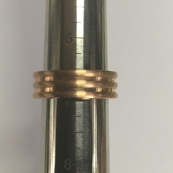 Titanium ring - Picture 2 of 4